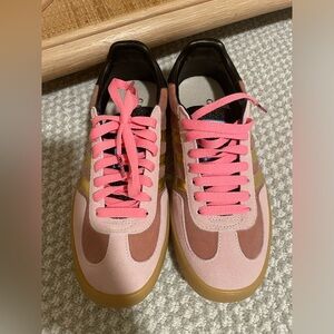 Gucci / Adidas collab sneakers. Women 7.5